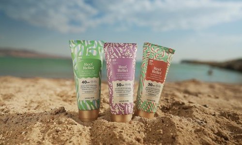 Why is Israel's city of Eilat promoting sunscreens that nourish corals?
