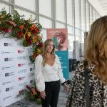 Plusieurs professionnels de l'industrie de la beauté ont assisté à la cérémonie de signature de Cosmoprof North America - Miami (Photo : Informa Markets)